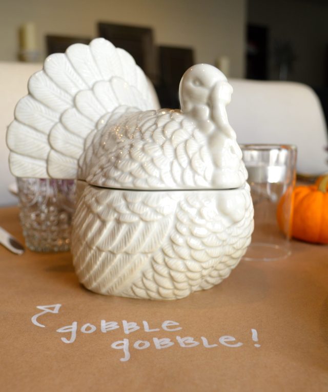 Simple Thanksgiving Table Decor. Kraft Paper and Pens. White Ceramic Turkey. 